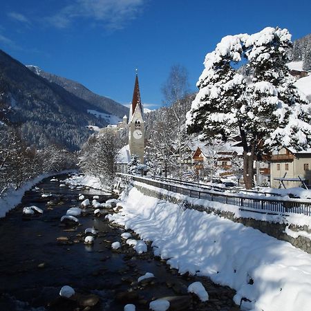 Naturresidenz Mair Zu Hof Campo Tures Bagian luar foto