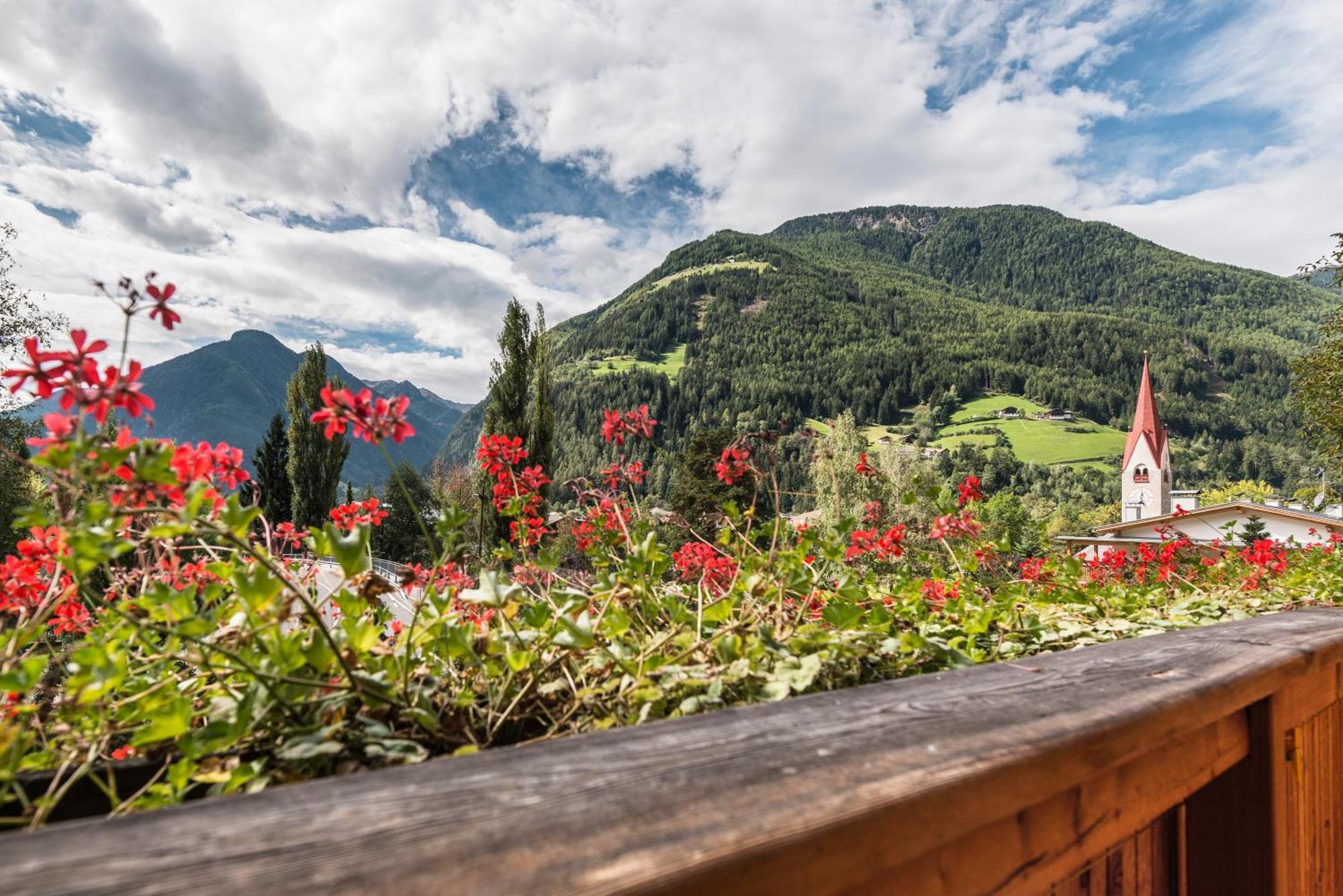 Naturresidenz Mair Zu Hof Campo Tures Bagian luar foto